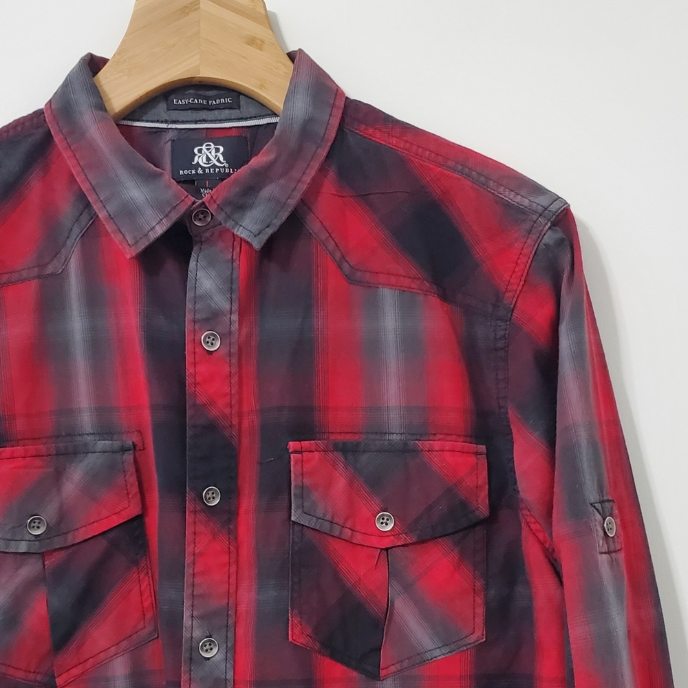 Rock & Republic Red Black Plaid Button Down Shirt Large - Picture 4 of 9